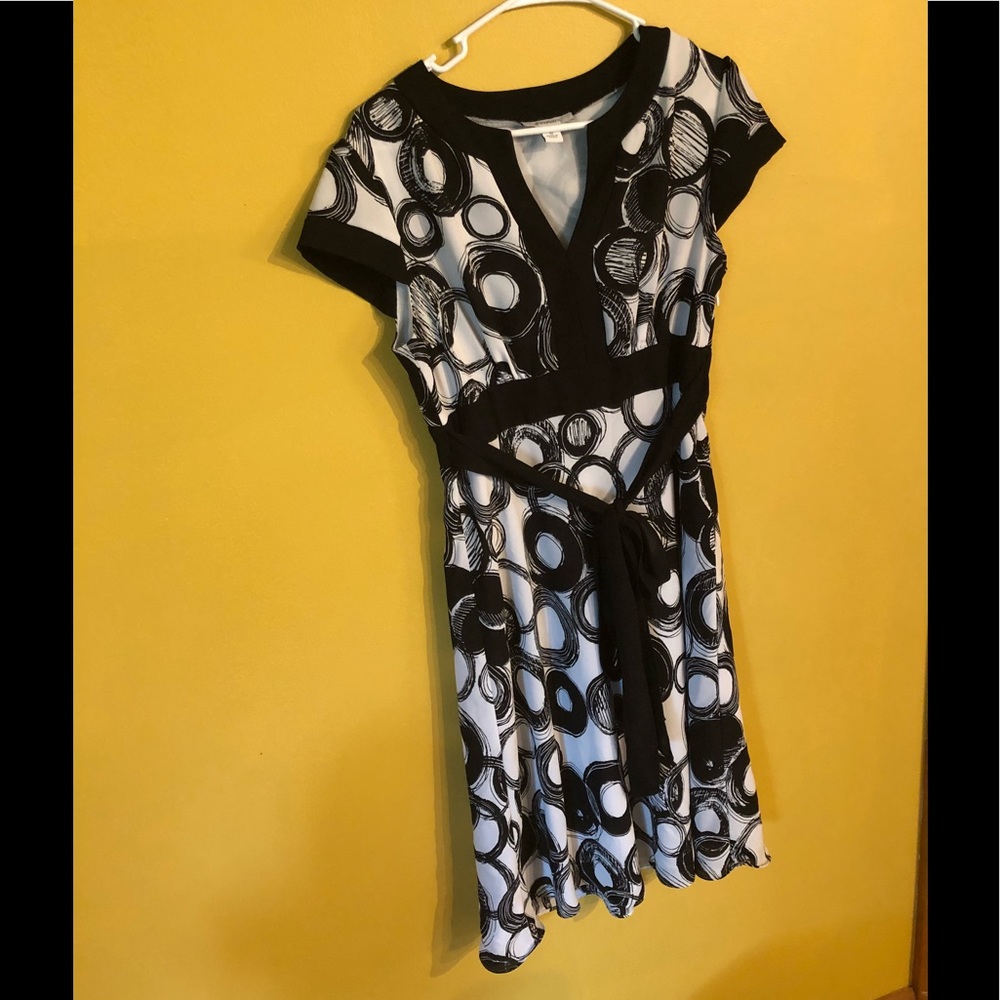 DRESS BARN Dress - Size 10